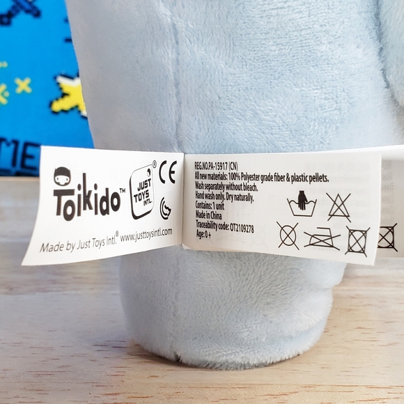 Among Us Blue CrewMate 7" w/ Yellow Star Hat Series 2 Genuine Toikido Plush NWT - Picture 11 of 11